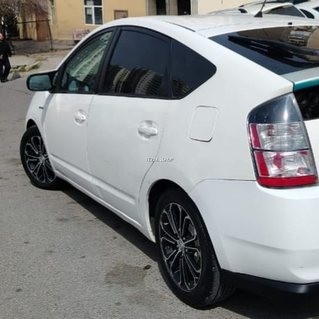 Toyota Prius: 1.6 l | 2008 il Hetçbek - şəkil 5