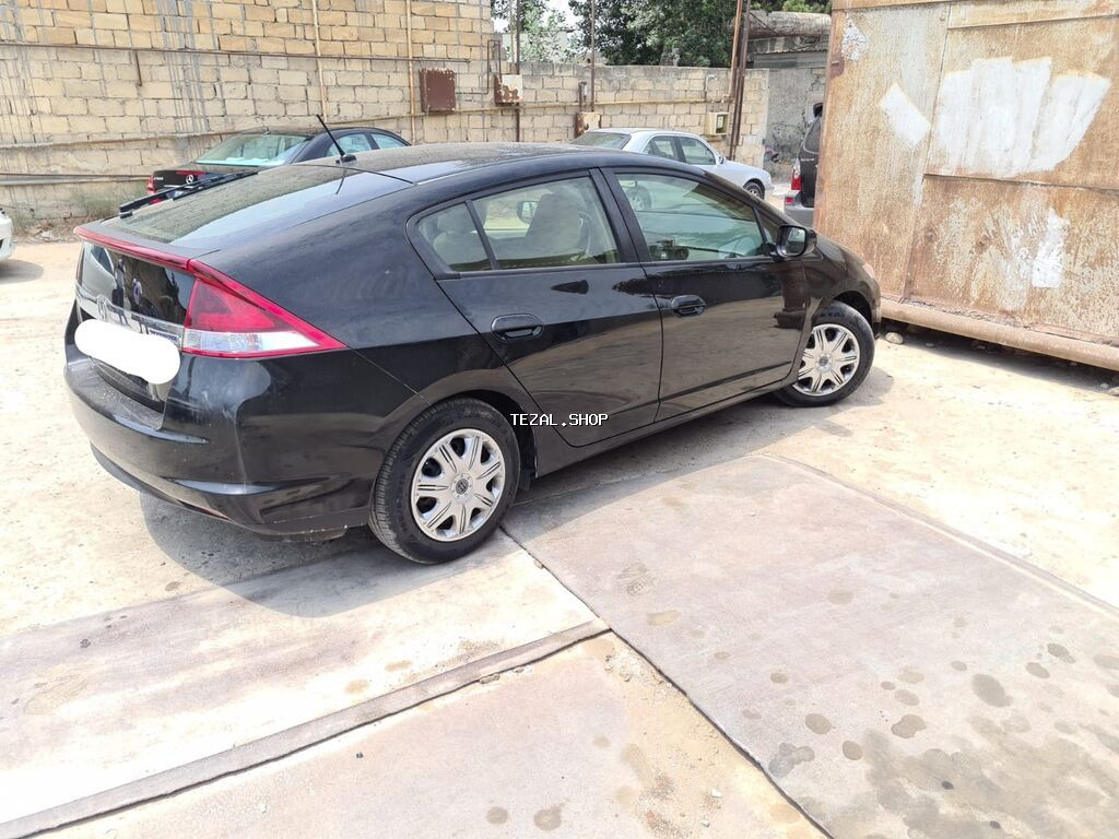 Toyota Prius: 1.8 l | 2011 il - şəkil 2