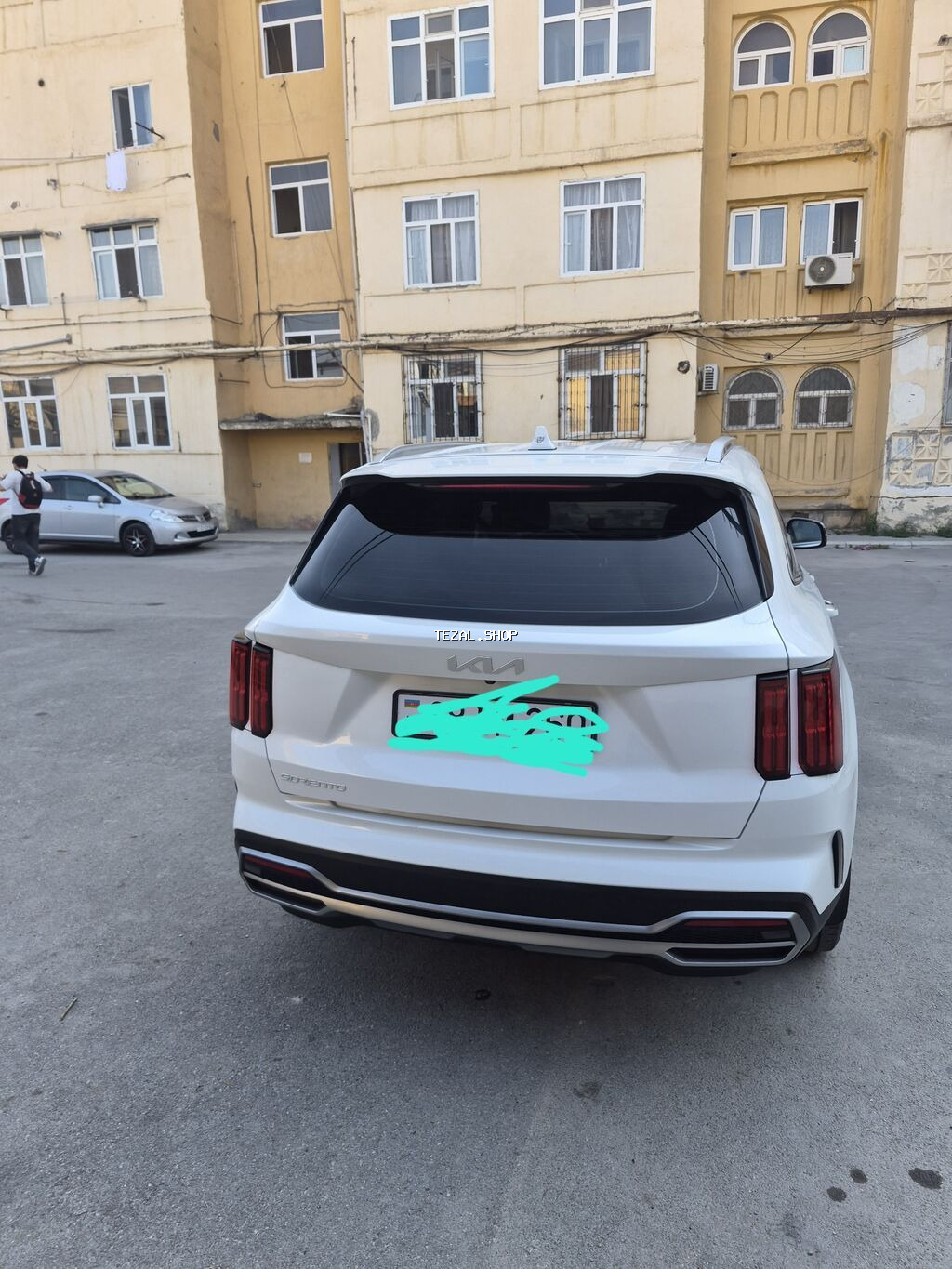 Kia Sorento – ağ mirvari rəngli, müasir dizaynlı 5yer nəfərlik SUV - şəkil 2