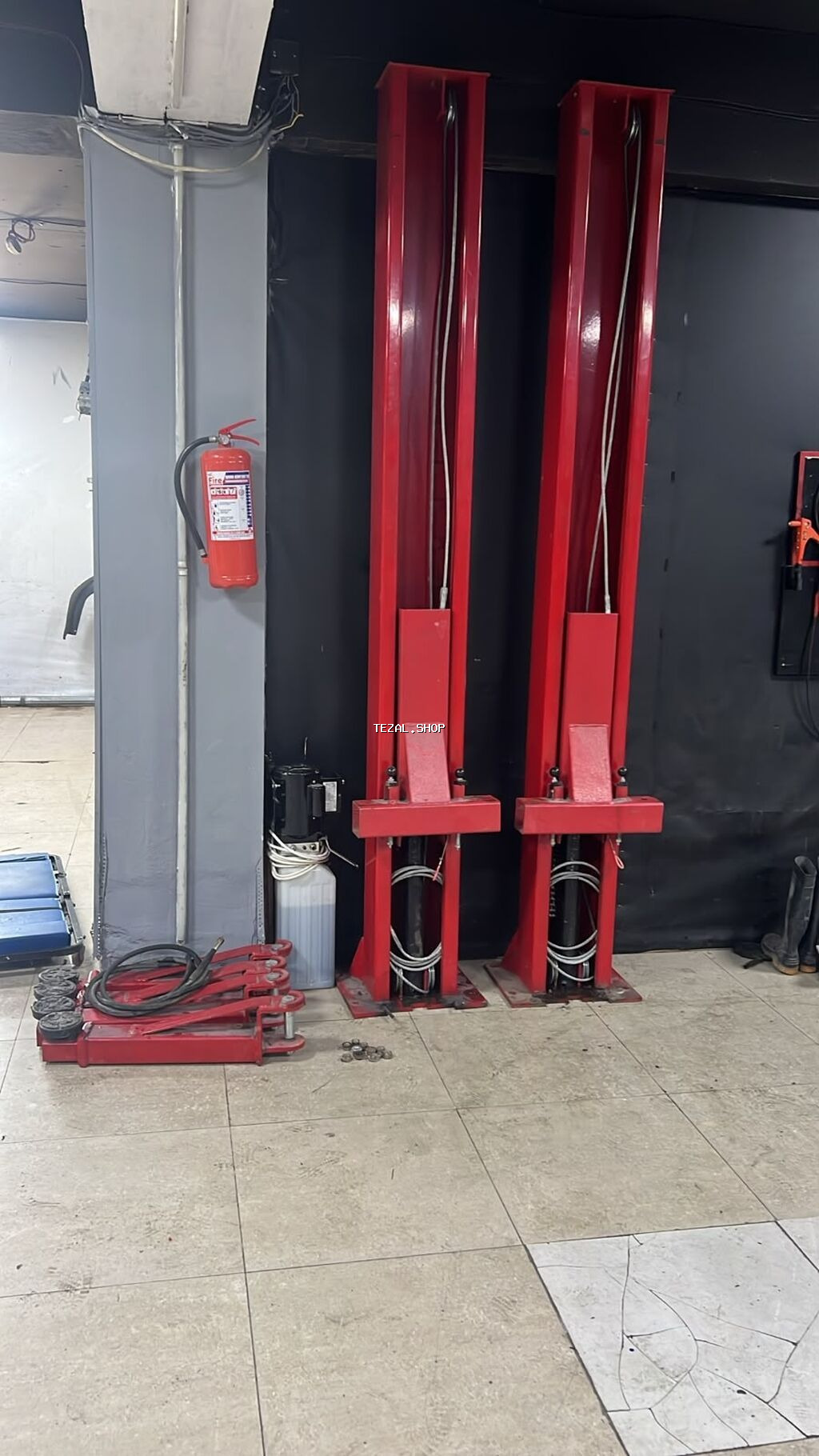 Avtoservis üçün hidravlik iki dirəkli lift komplekti - Tip: 2 dirəkli Bakı — TezAl.shop