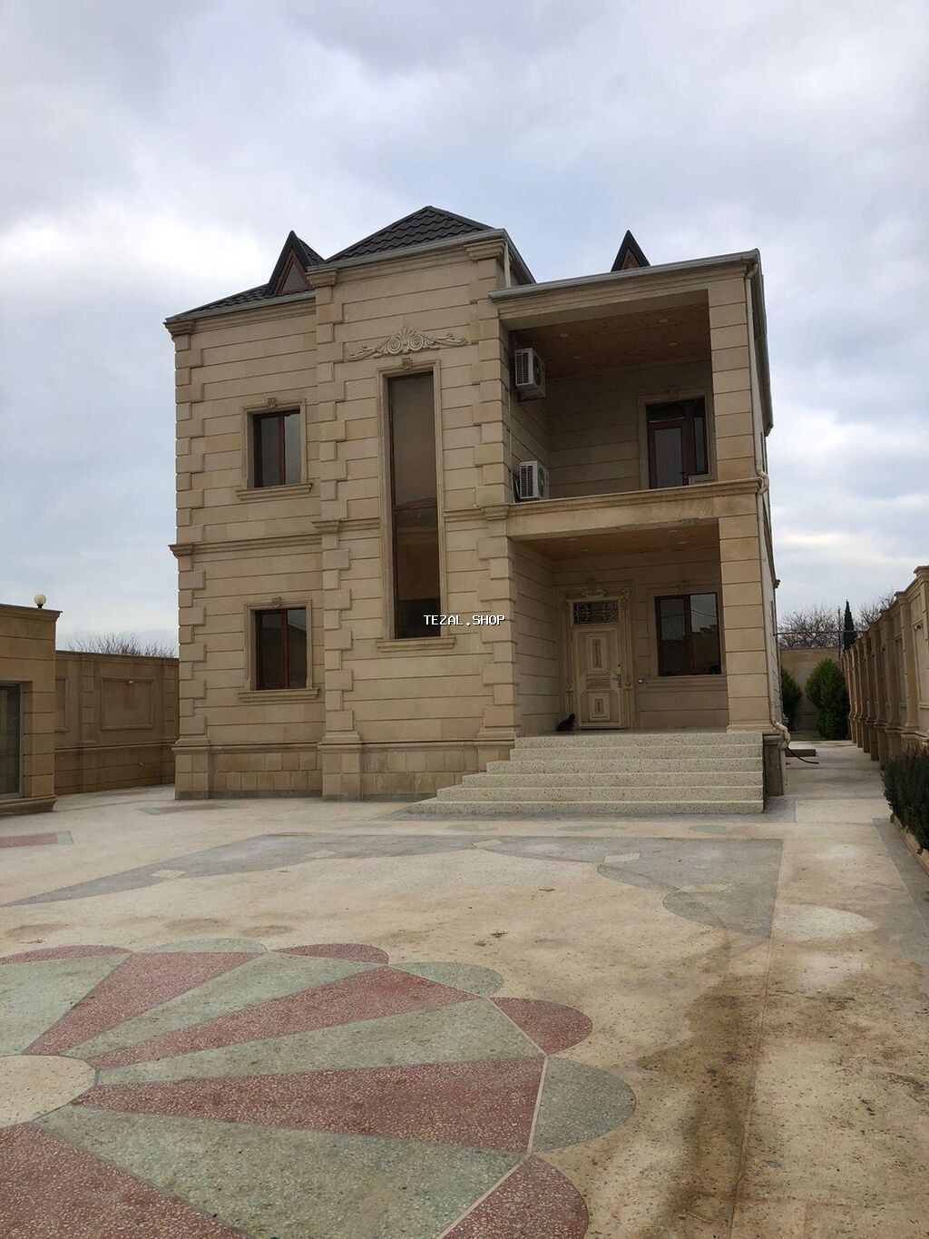Bakı, Binəqədi qəs., 317 kv. m, 6 otaqlı, Hovuzlu, İnternet, Telefon, Qaz
