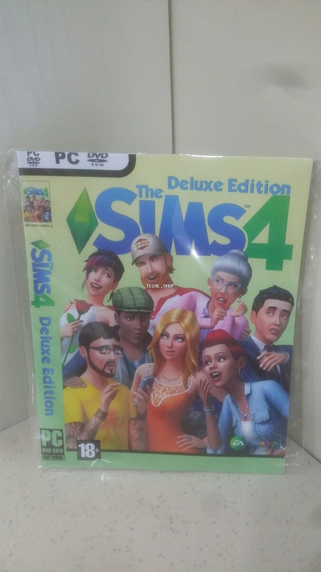 SIMS4 komuter oyun diski.Satişda isdenilen kompuyer