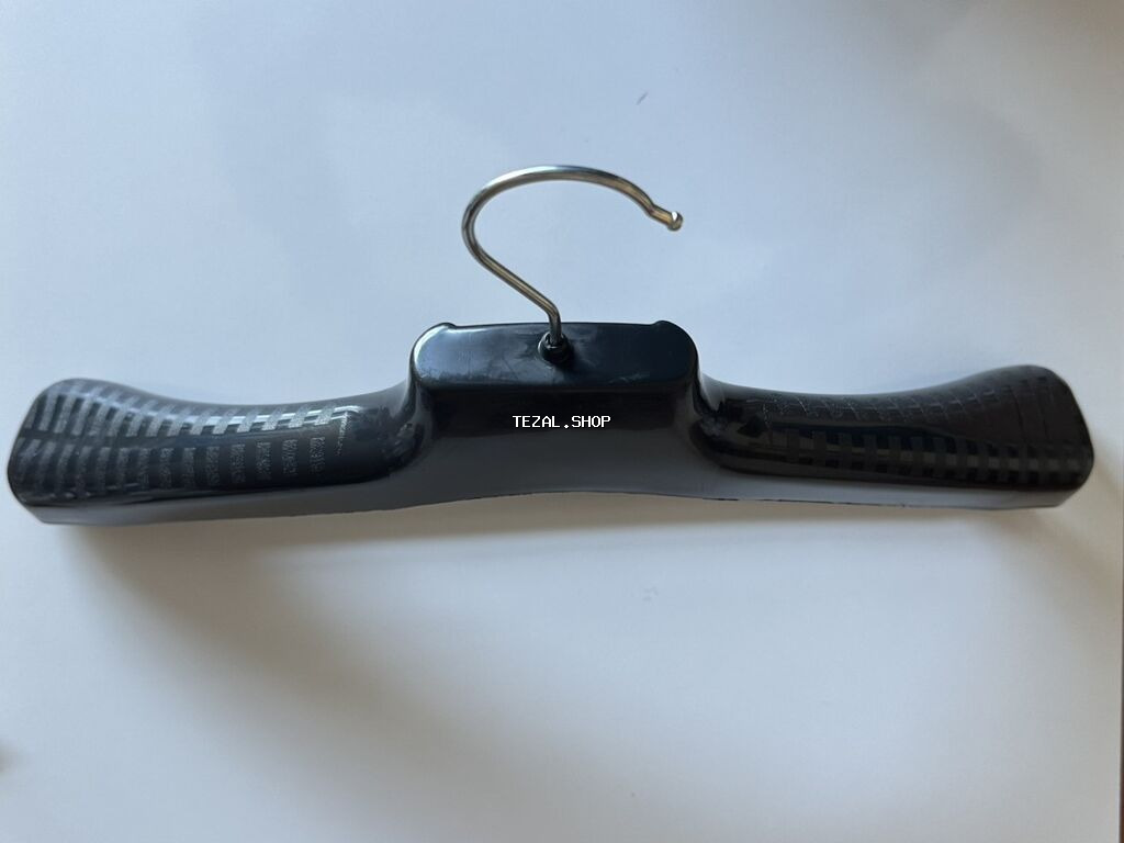 Geniş çiyinli geyim asqısı. İstehsal Türkiyə. - Material: möhkəm - şəkil 3