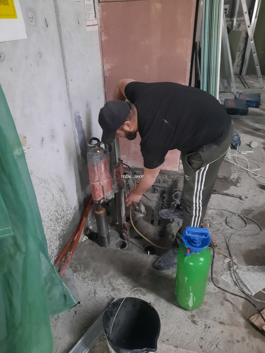 Beton kəsən beton deşən kəsim işləri beton sökmə işləri səsiz tozsuz
