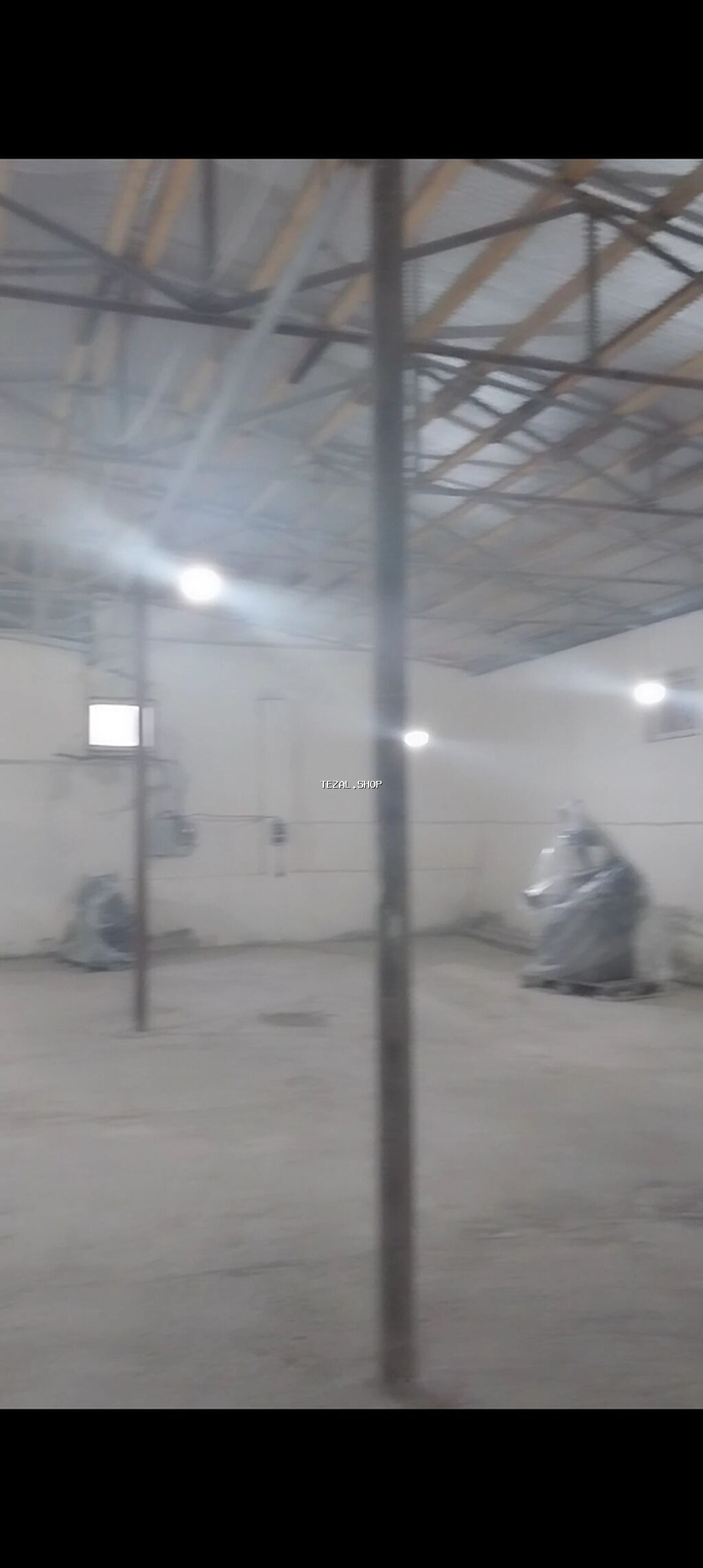 Anbar/Werkshop sahəsi - Geniş metal qapılı, yük maşınının girişinə - şəkil 5