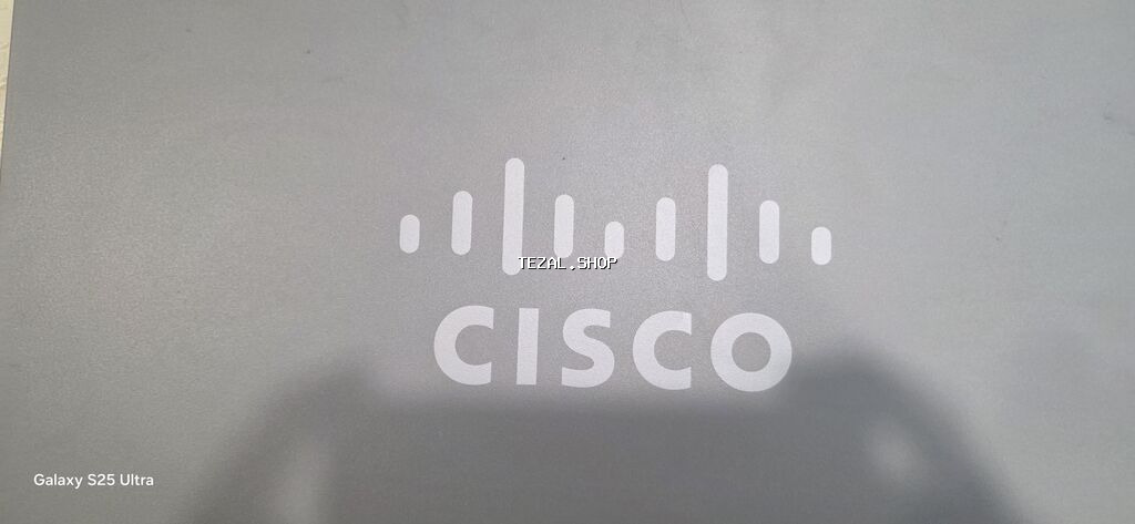Cisco SF300-24 idarə olunan şəbəkə sviçi - Model: Cisco SF300-24 - şəkil 2