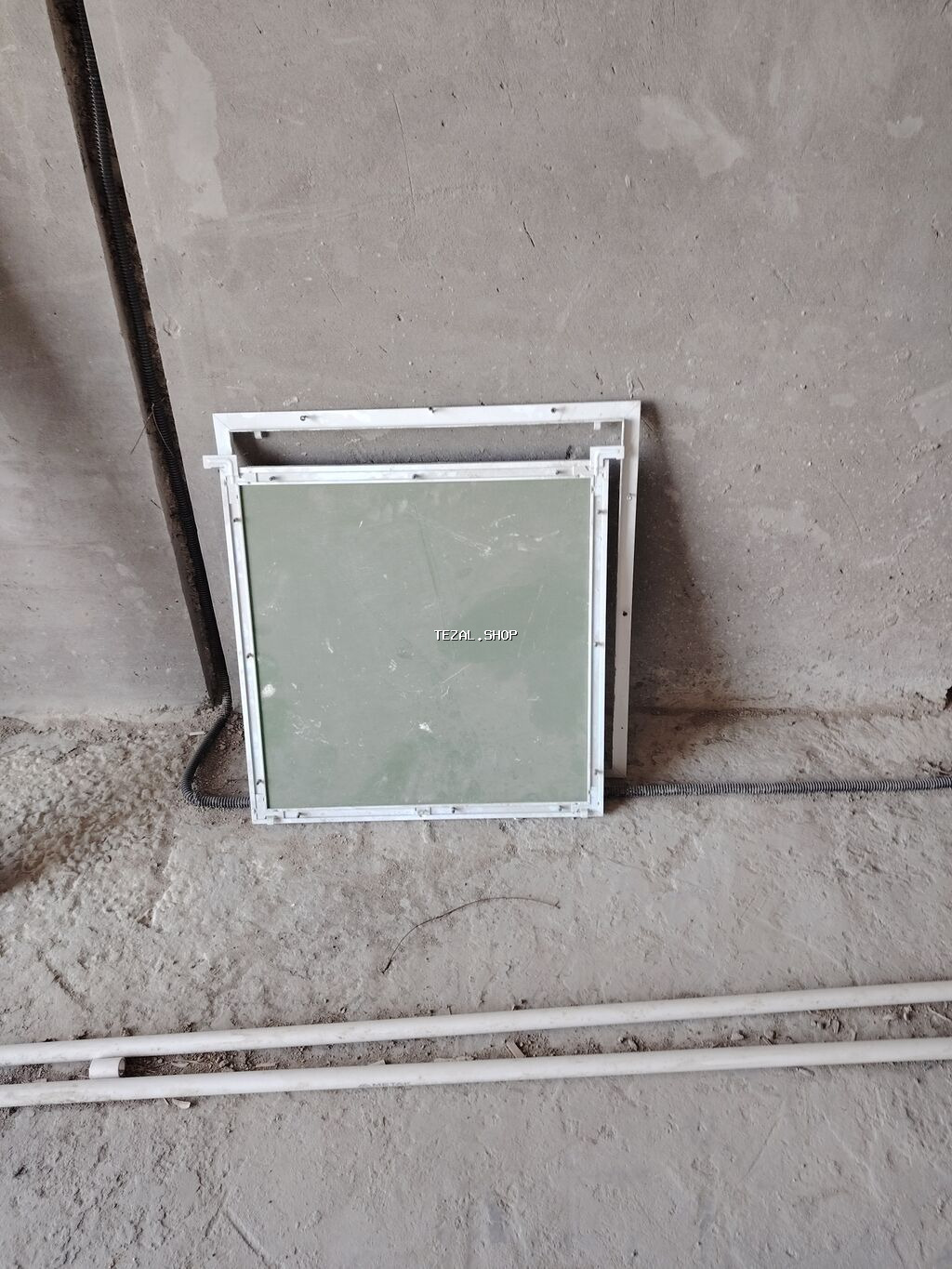 Gizli texniki baxış qapağı 60x60 ölçüdə (lyuk) – metal karkaslı