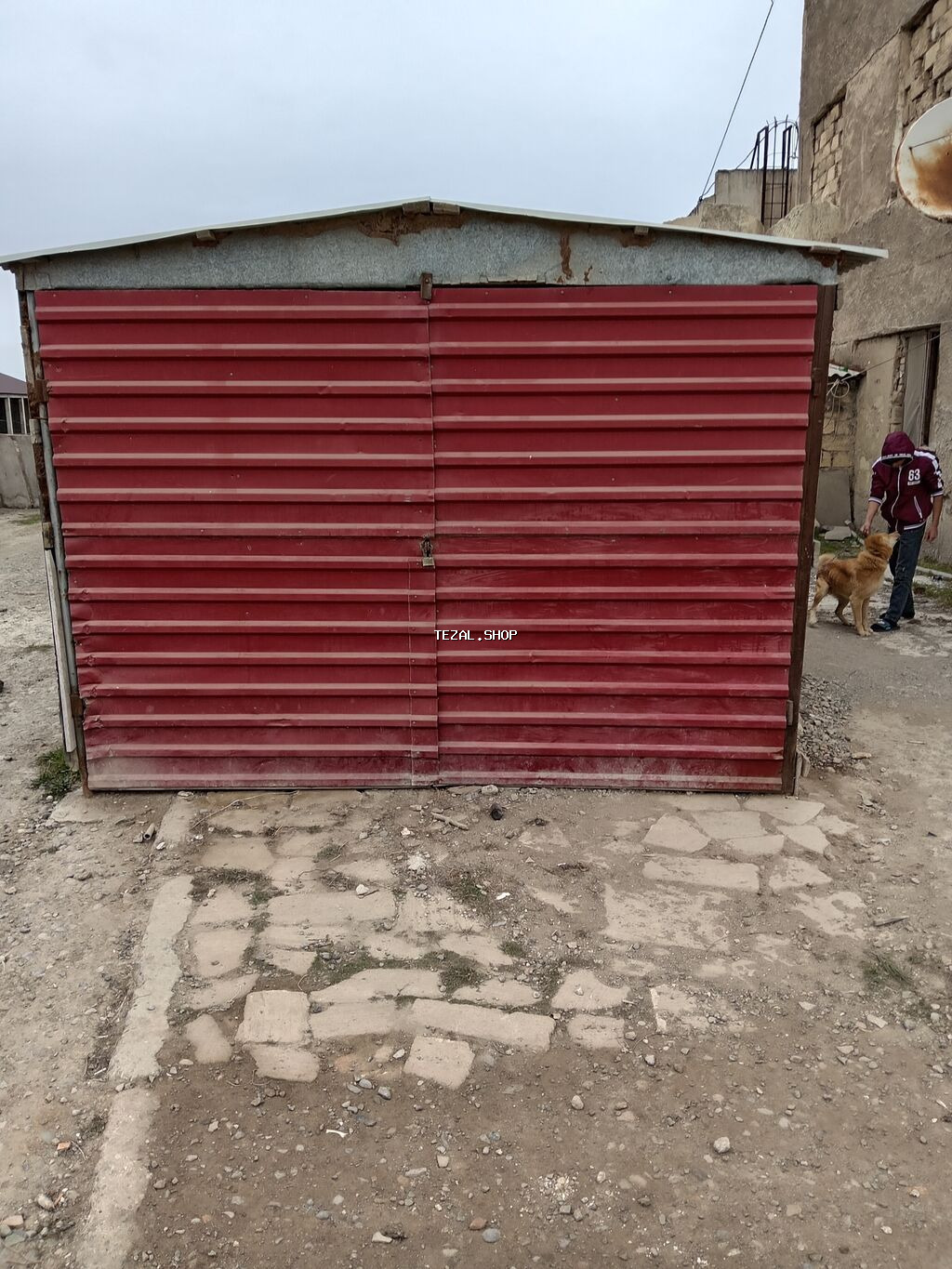 15 kv. m, 3 * 5 * 2 Metal Kommunal xətlər qoşulmayıb