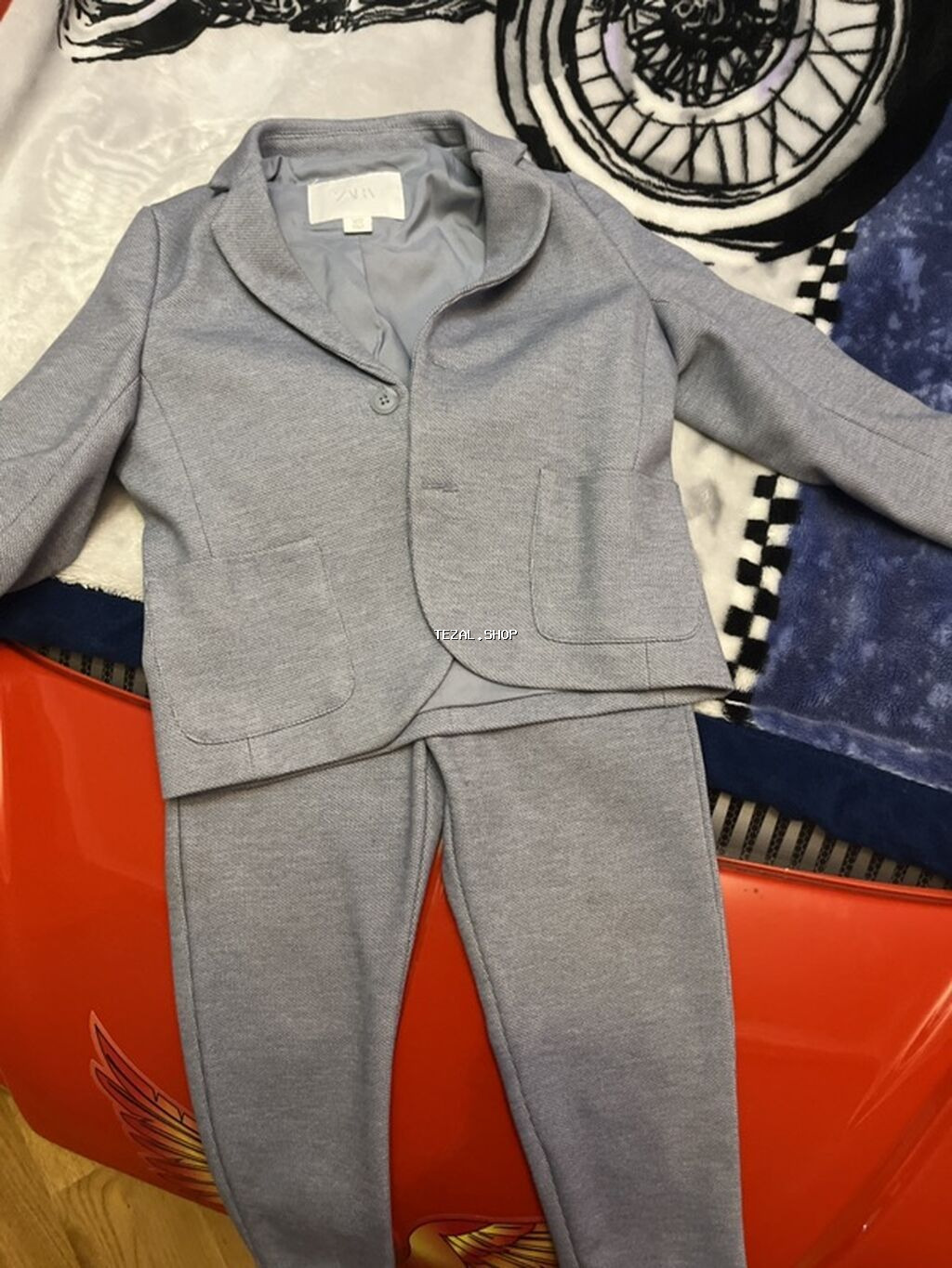 Uşaq kostyumu – ZARA - İki hissəli dəst: jaket və şalvar - Rəng: açıq