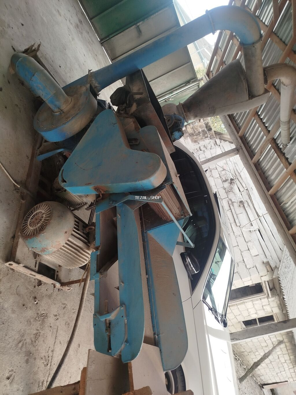 Arpa, buğda qarğıdalı üyütmek üçün . az işlənilib mator 30 kilovat 3