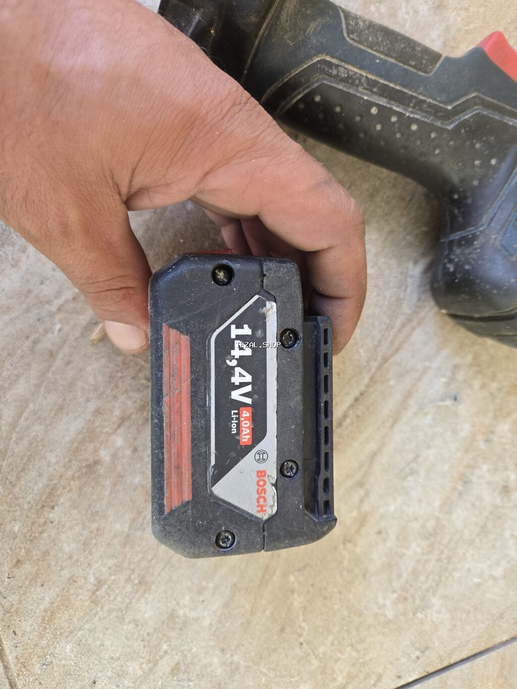 Bosch GBA 14.4V 4.0Ah Li‑ion akkumulyator və uyğunlaşan Bosch 14.4V