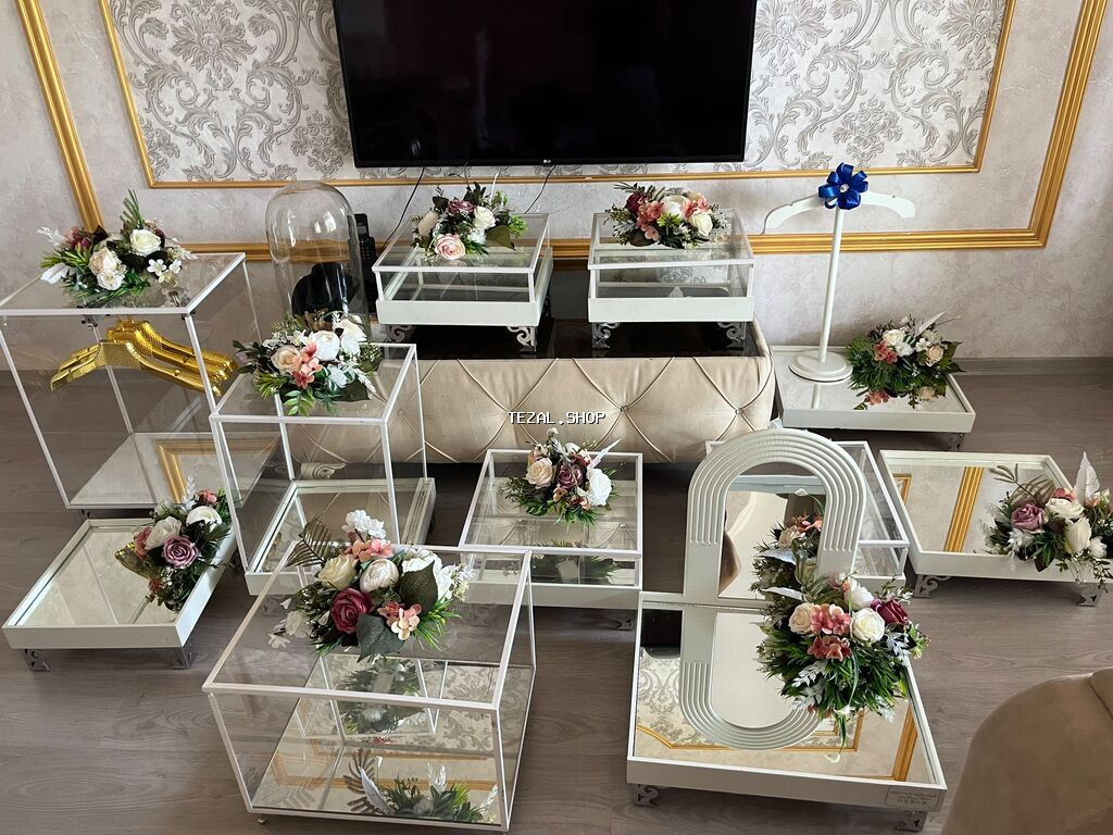 Toy xınayaxdı/nişan üçün bəzəkli xonçaları 11ədəd satılır WhatsApp