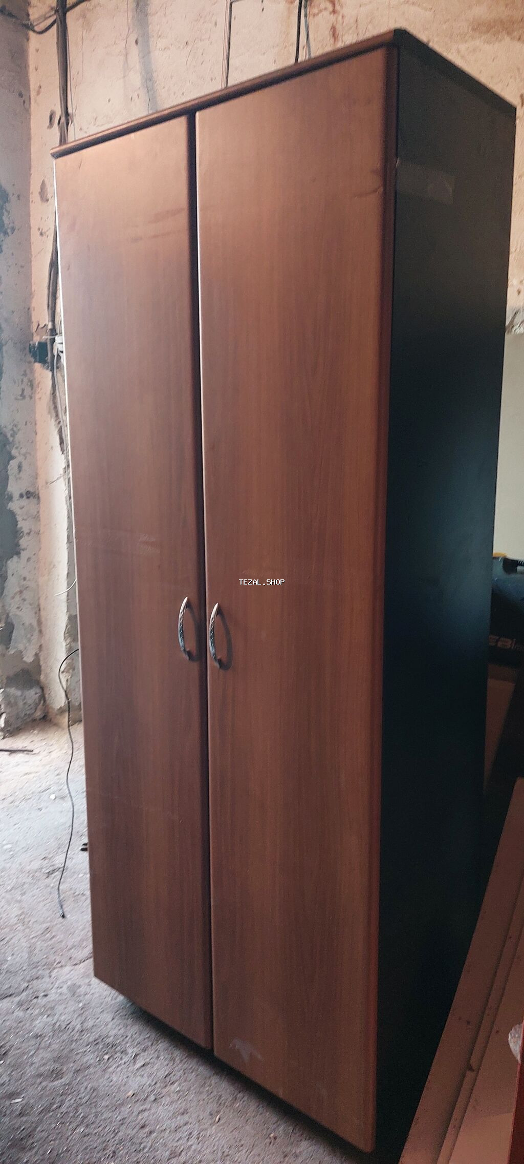 Dolablar hər növ var işlənmiş amma əla vəziyyətdə