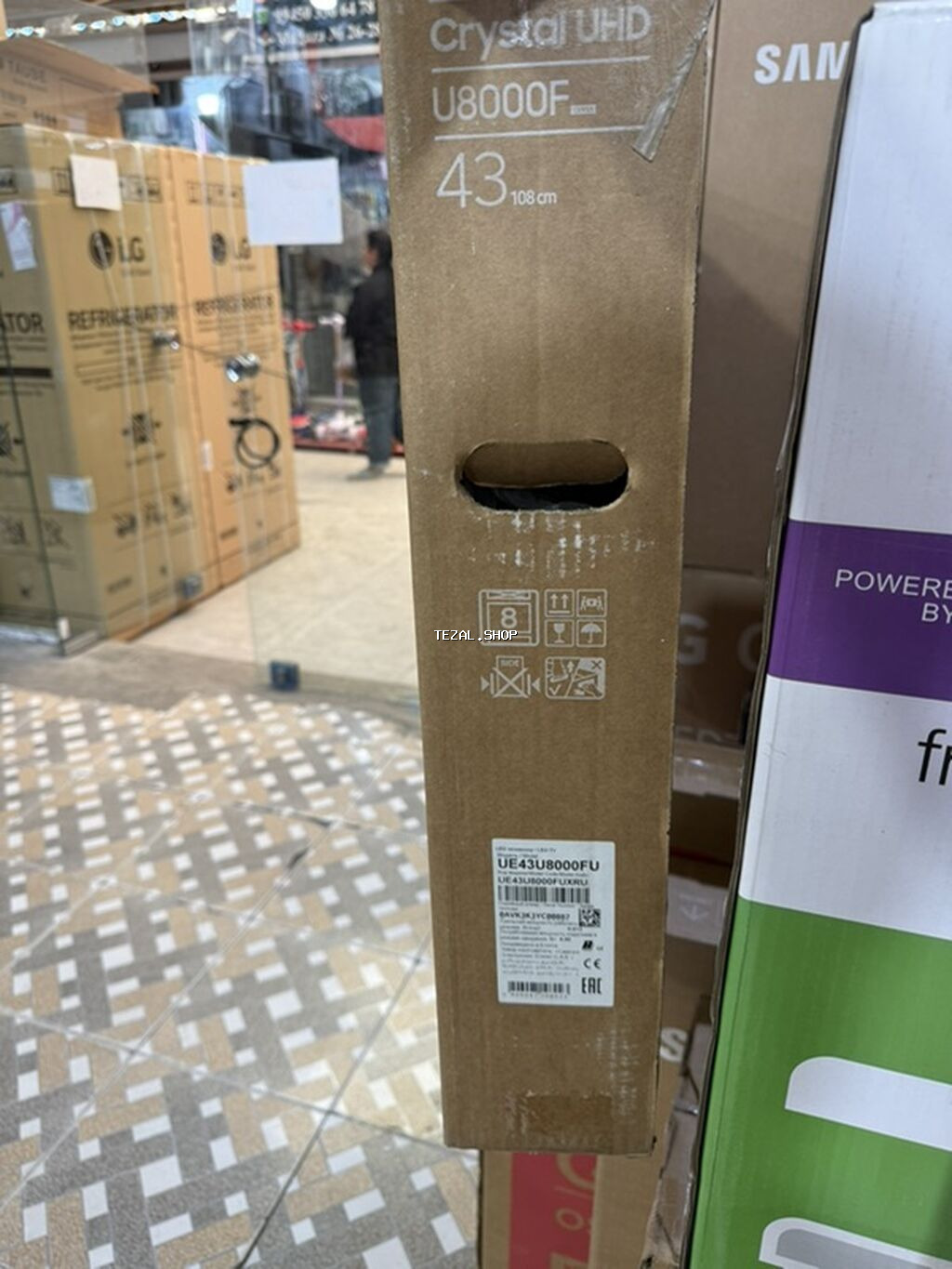 Samsung Crystal UHD TV – U8000F, 43" (108 sm) Xüsusiyyətlər: - Ekran - şəkil 3