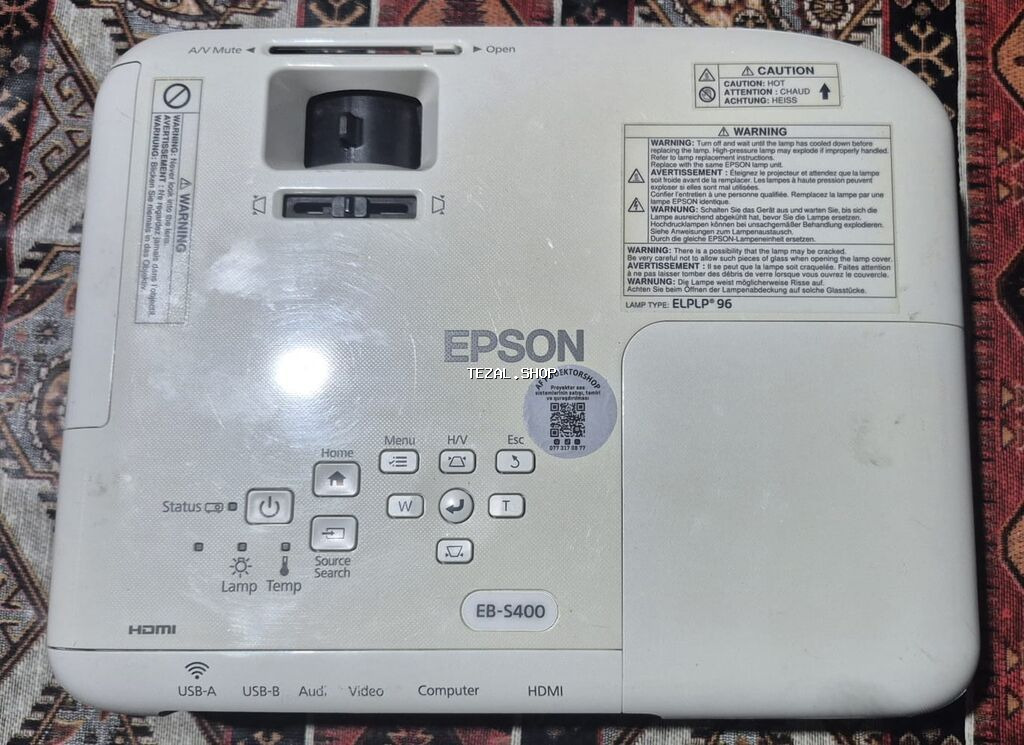 Epson EB-S400 proyektor - 3LCD texnologiyası ilə parlaq və təbii