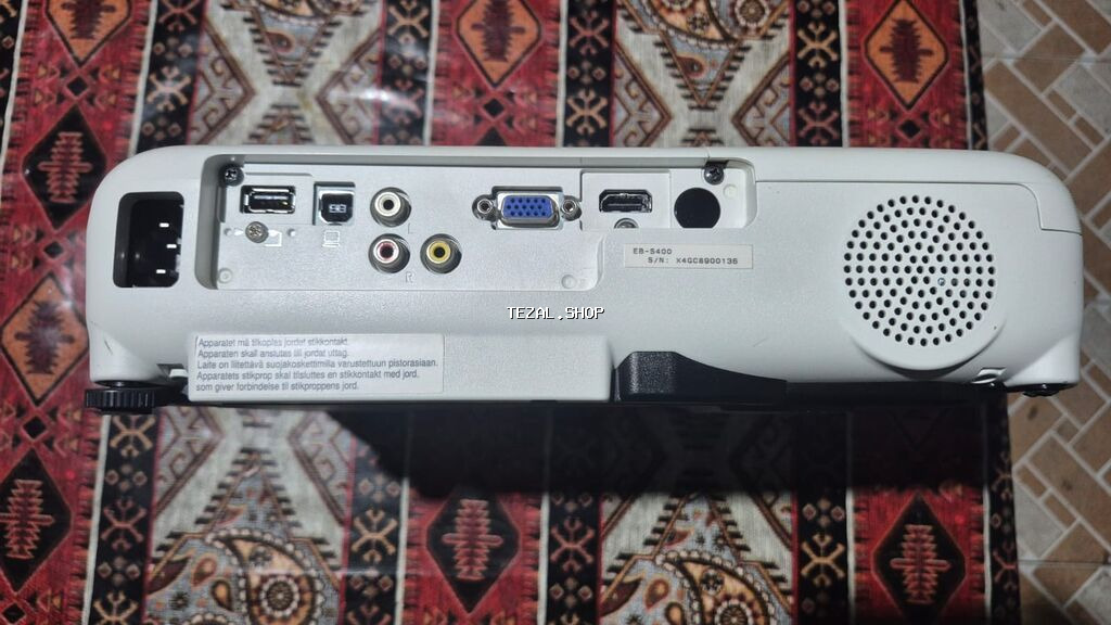 Epson EB-S400 proyektor - 3LCD texnologiyası ilə parlaq və təbii - şəkil 2