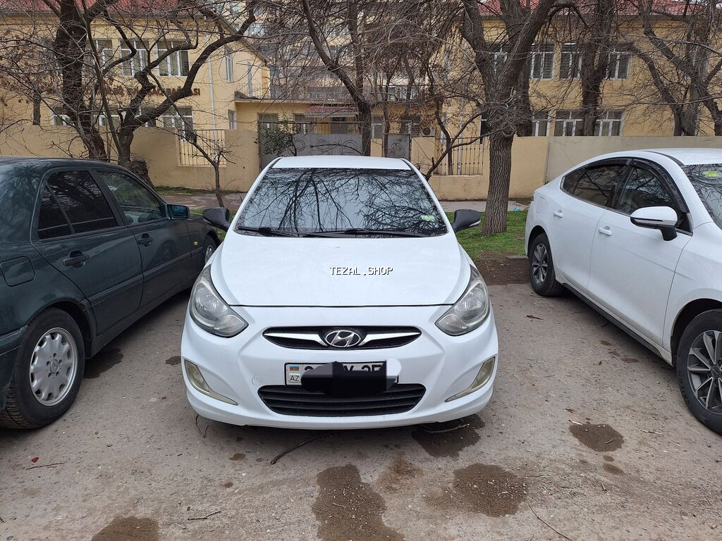 Hyundai Accent. Disel. Avtomat karopka. Günlük icarəyə verilir. İcarə - şəkil 2