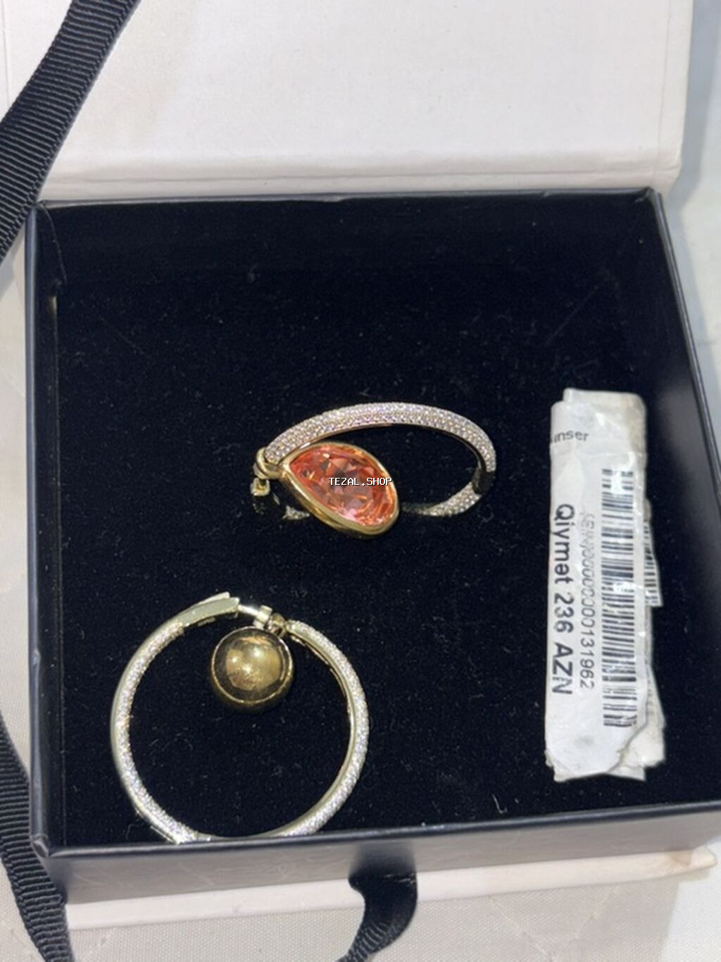 MOUNSER Waratah Hoop Earrings – sırğa - Brend: MOUNSER - Model - şəkil 2
