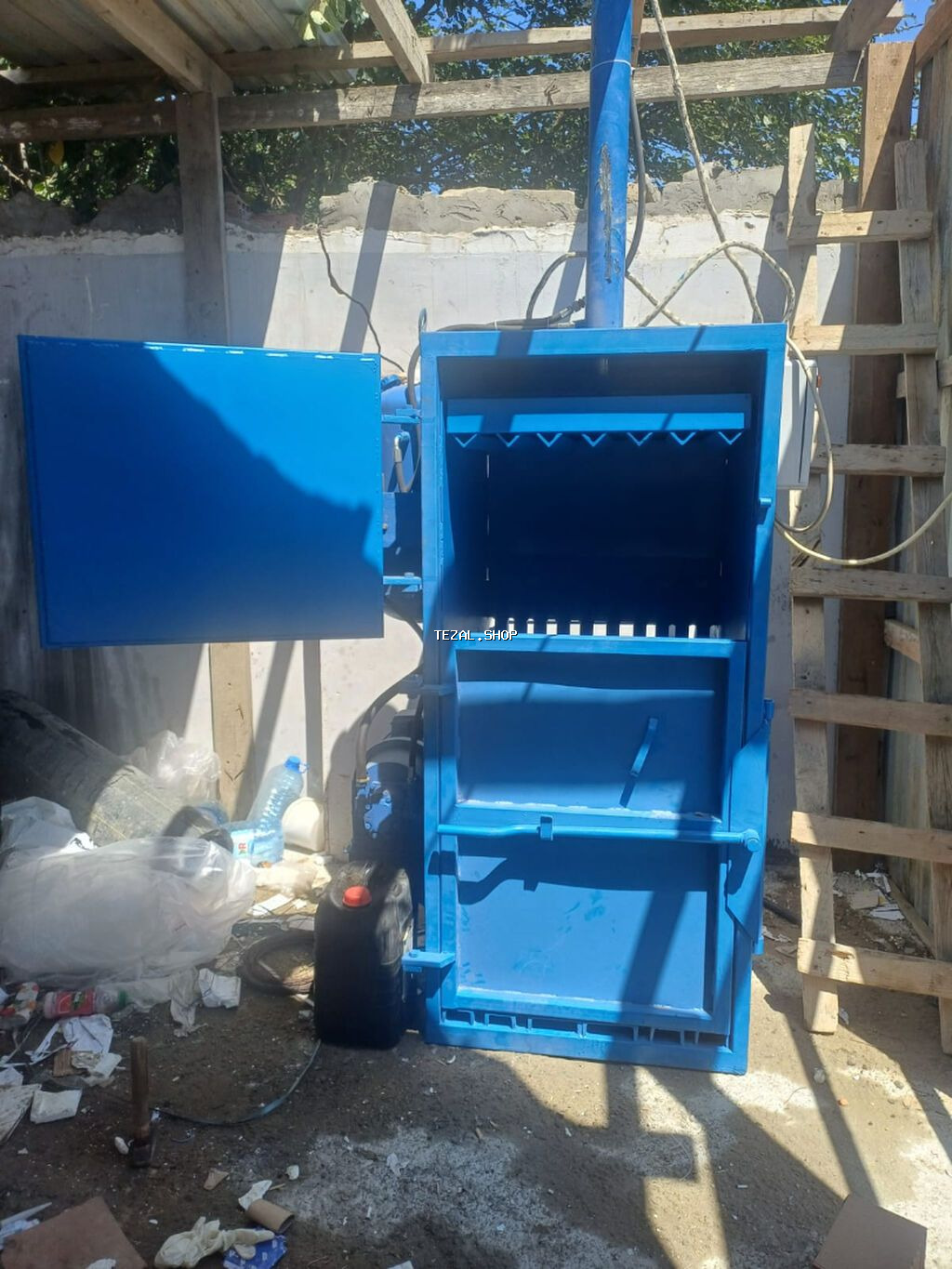 Pres aparatı karton,plasmas sıxan təzədir.Hidravlik press avadanlığı