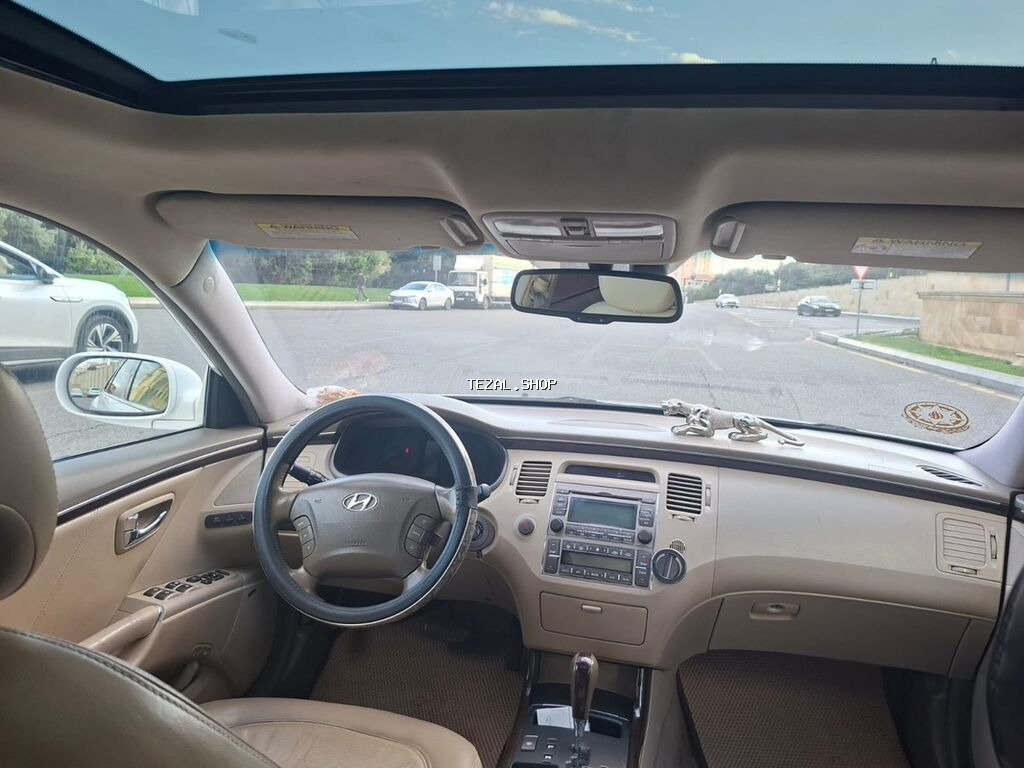 Hyundai Azera: 3.3 l | 2010 il Sedan - şəkil 2
