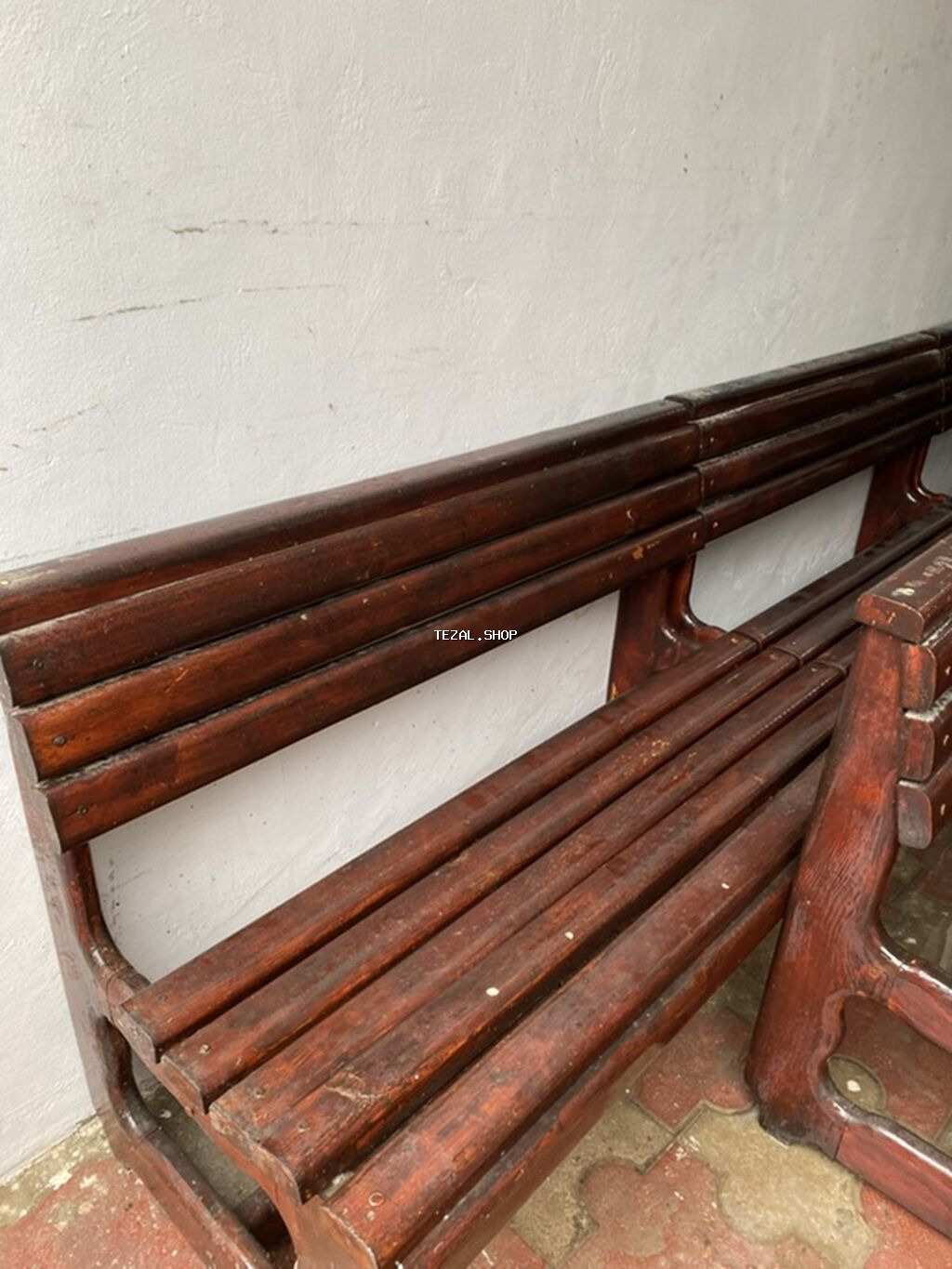 Taxta (ağac) bağ-mebel dəsti - Material: bərk ağacdan hazırlanmış