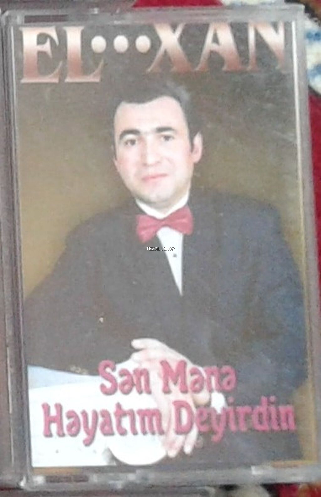 Kolleksionerlər üçün audio kasetlər satılır. Biri 5 manat. Yalnız