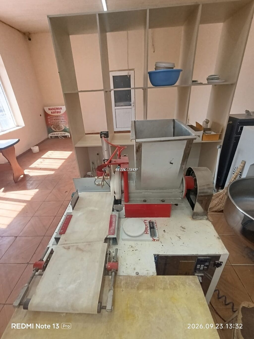 Sumqayit seherinde 21ci mkr-da yerlesen sahesi 90m² olan hazir lavas - şəkil 4