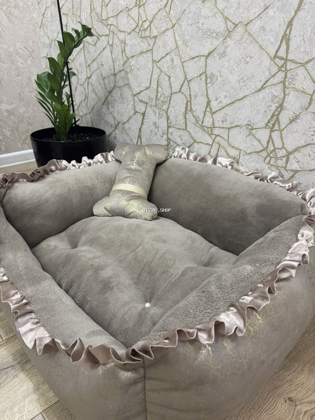 Ev heyvanları üçün yumşaq yataq – kvadrat formalı, yüksək bortlu, boz