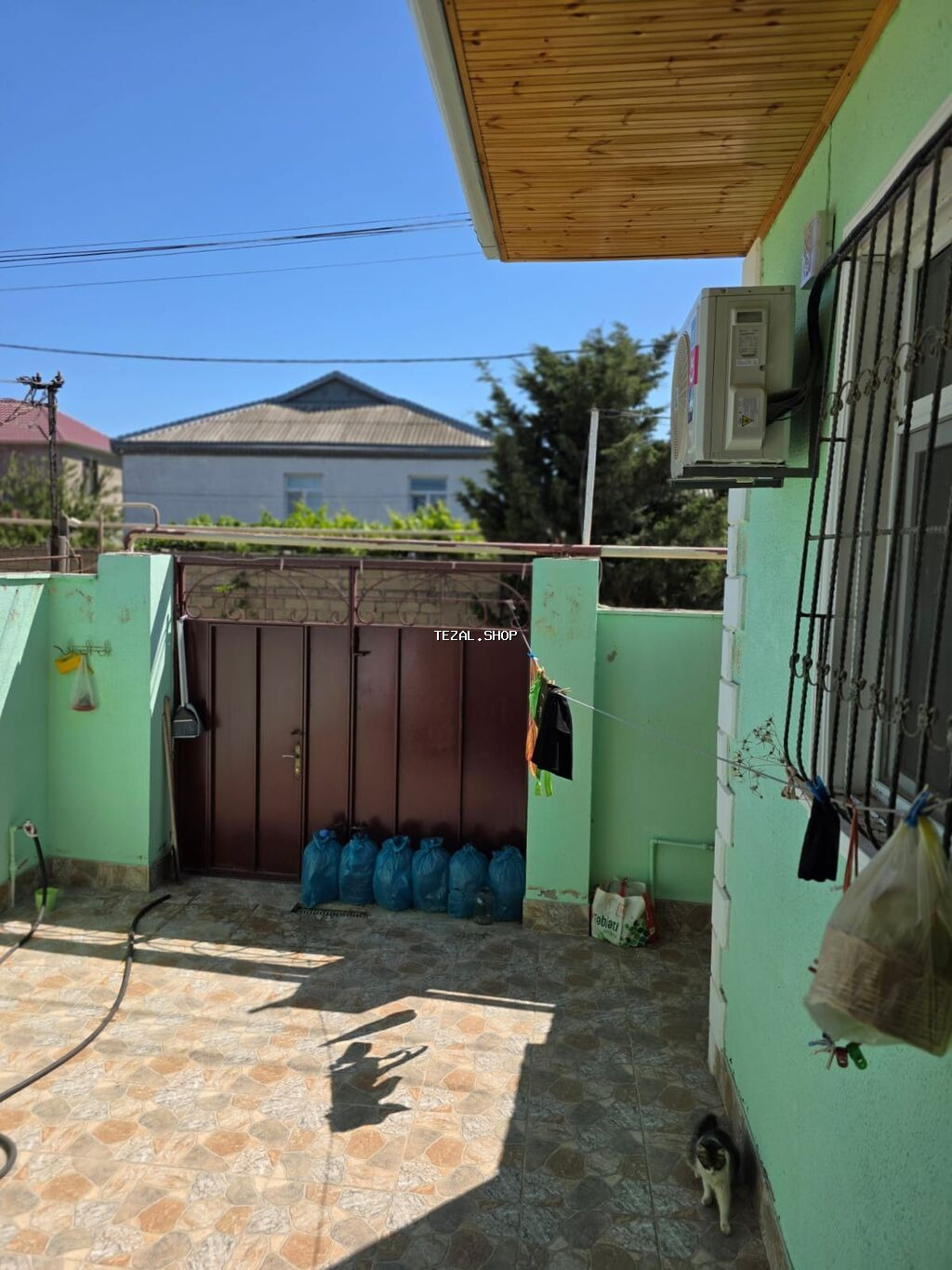 Həyət evi – kompakt həyət sahəsi və örtülü eyvan - Divarları açıq - şəkil 5