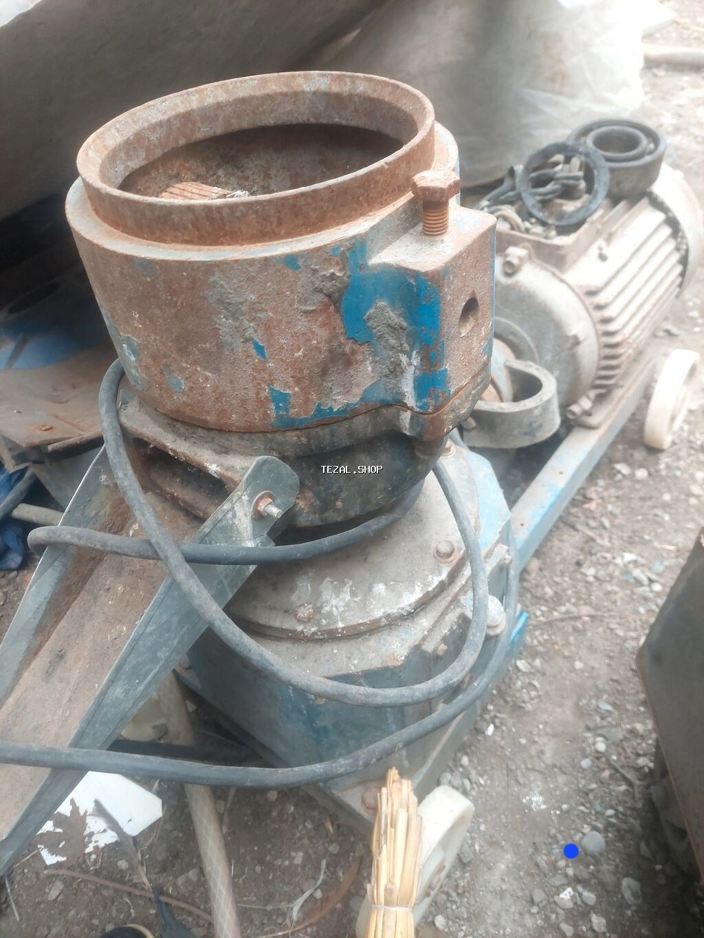 Yem presdiyen imişli yemi buraxan 7.5 kv mator saata 250 300 kq mesul