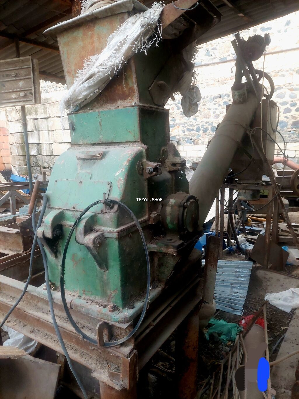 Yem uyuden drabilka - Material: qalın divarlı polad korpus, ağır - şəkil 5