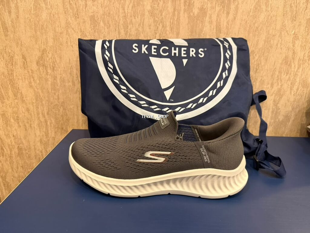 Skechers GOwalk Hands Free Slip-ins kişi idman ayaqqabısı - Model - şəkil 2