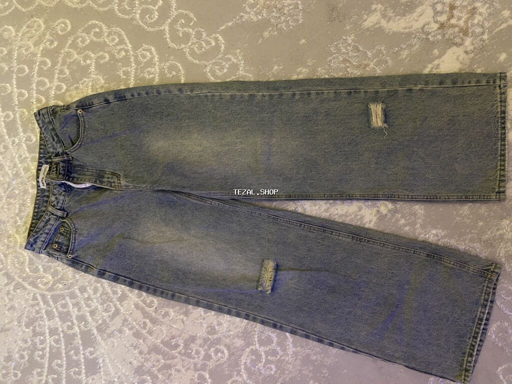 Şalvar – geniş kəsimli, açıq mavi (stonewash) denim - Model
