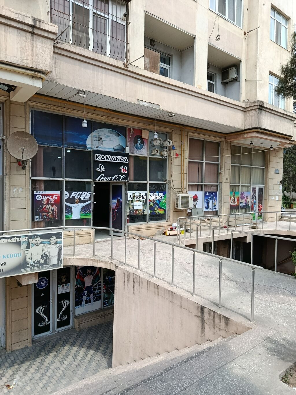 İcarəyə verilən ümumi sahəsi 330 kvadratmetr olan kommersiya obyekti