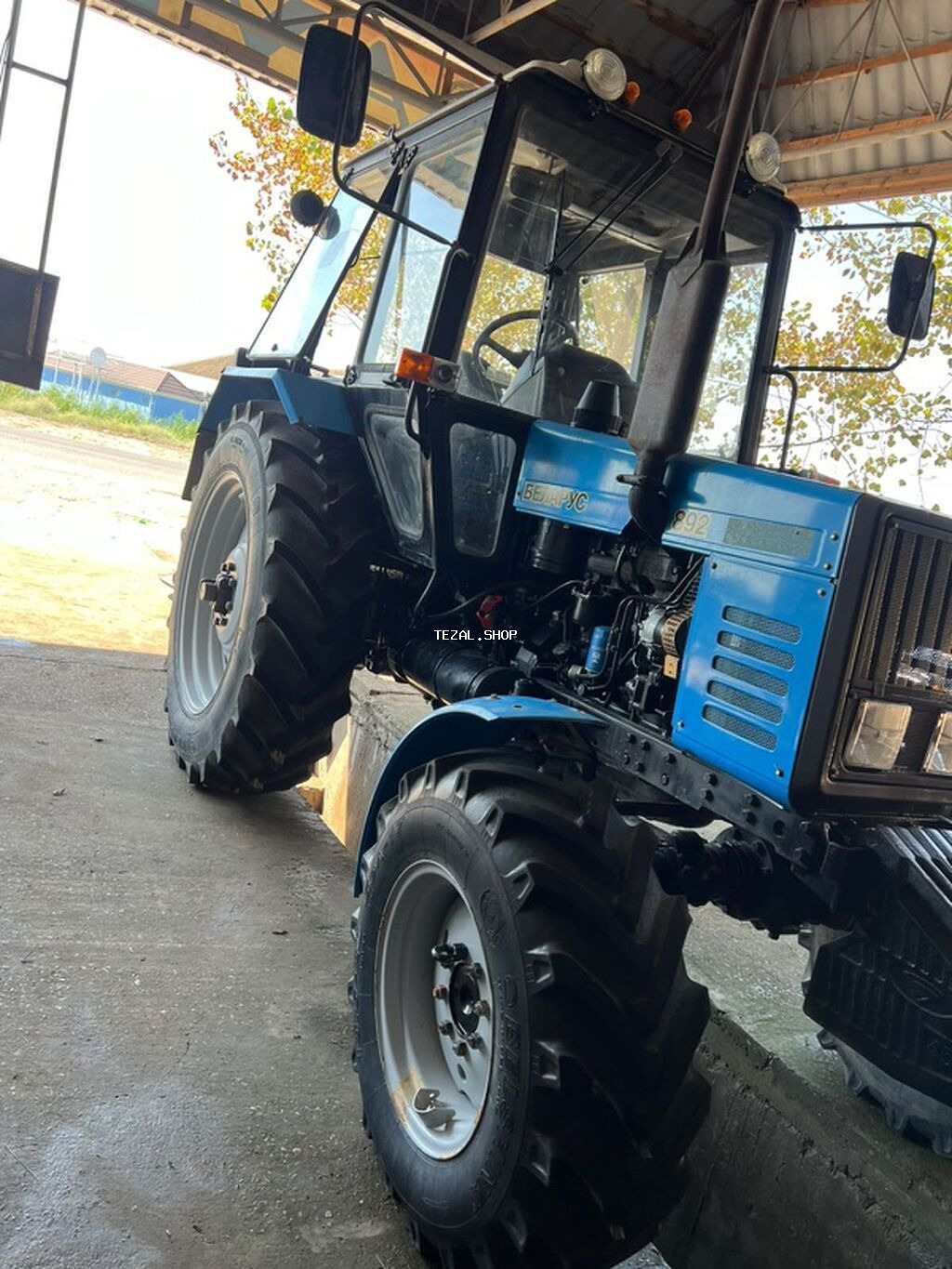 Belarus 892 traktor Hec bir problemi yoxdur. Teze ot bicenle 1400