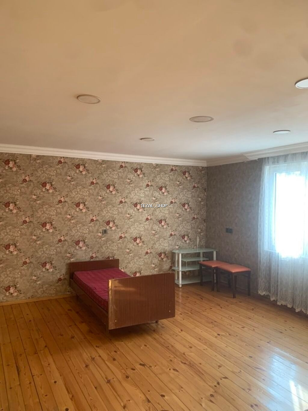 (Nizami mertosunun yanı afdobus dayanacağı evin yanında) CASPİAN PLAZA