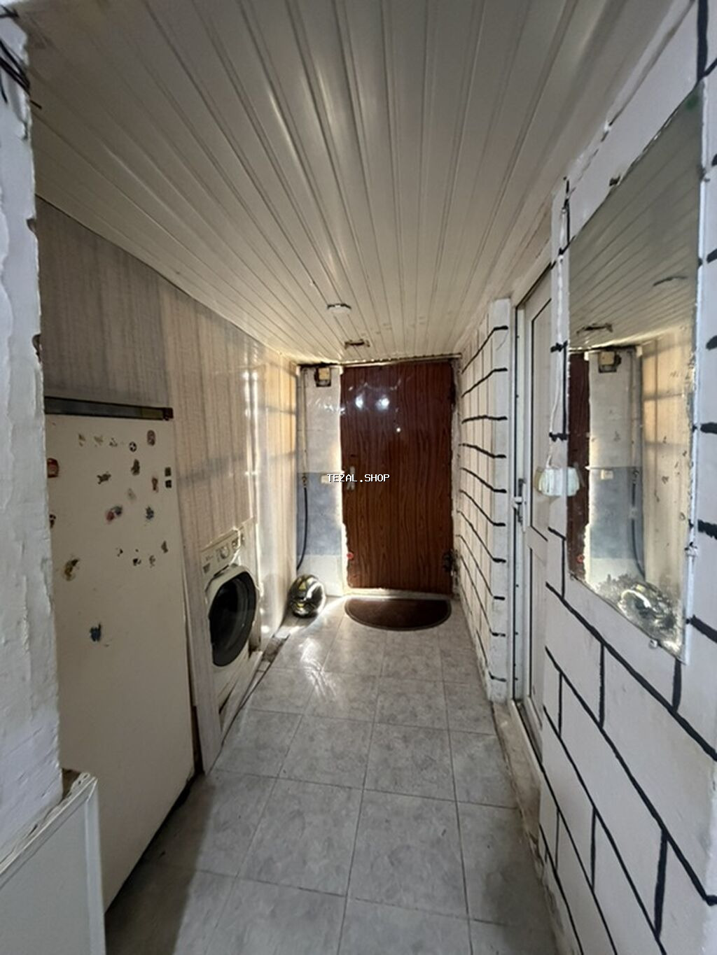 Nizami metrosuna 10 dq məsafədə Oğlan Otağ yoldaşı axtarılır kaminal