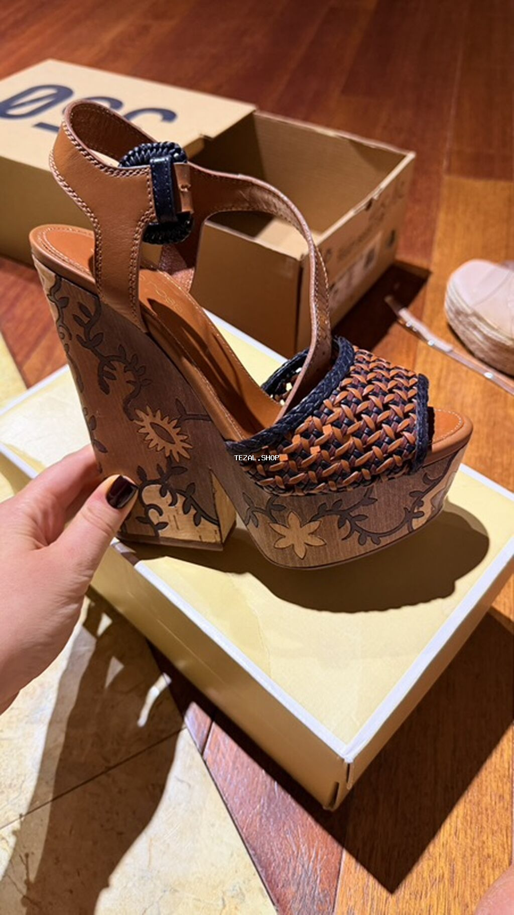 37 ölçü Brend: Sergio Rossi (daxili tabaqda loqo). Retro-boho üslubunu Bakı — TezAl.shop