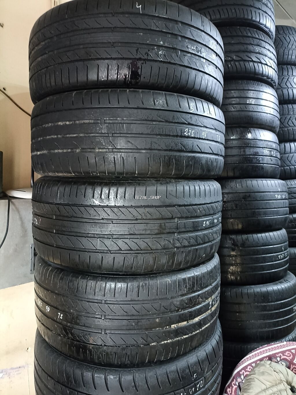 Təkər 240-40-18_225-45-18 Bakı — TezAl.shop