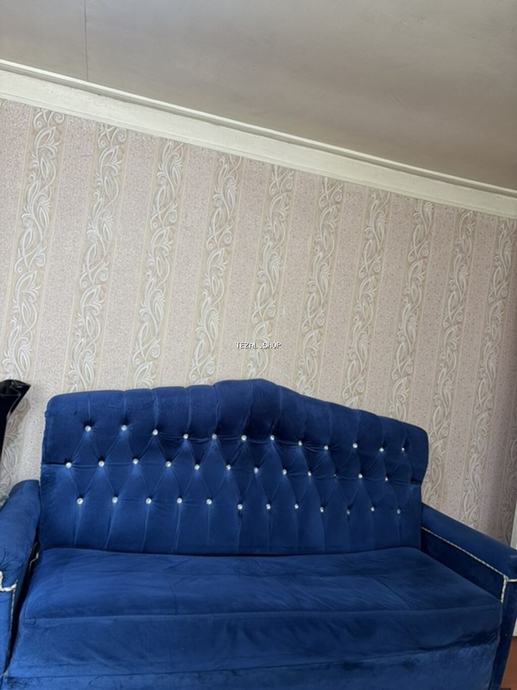 Mavi məxmər divan - Rəng: dərin royal-mavi - Material: yumşaq