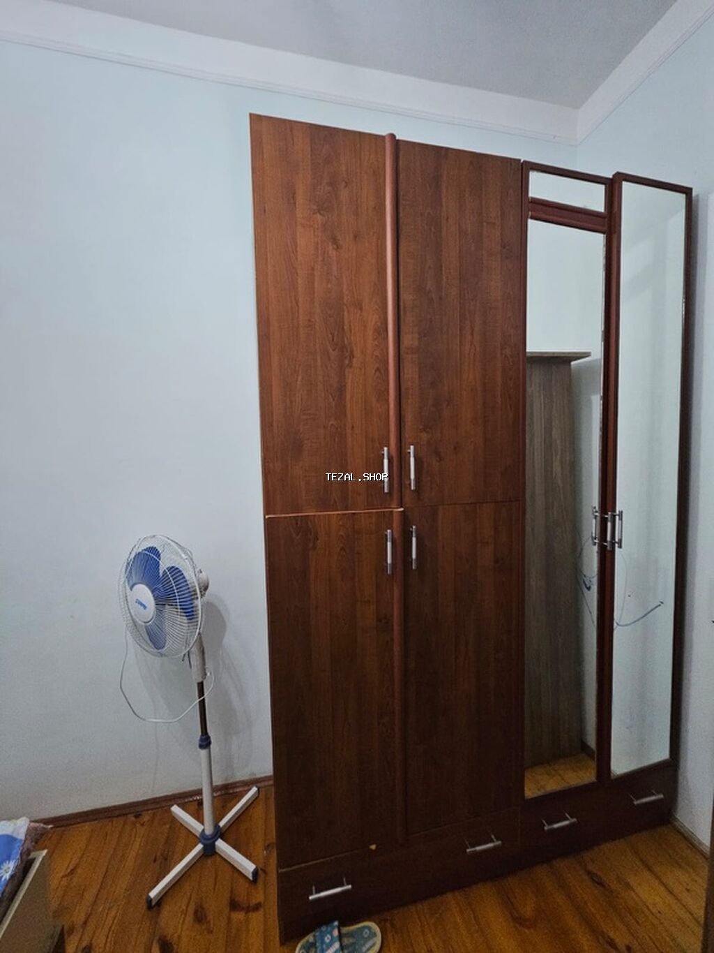 Yataq otağı üçün dolab dəsti - Material: ağac teksturalı laminat
