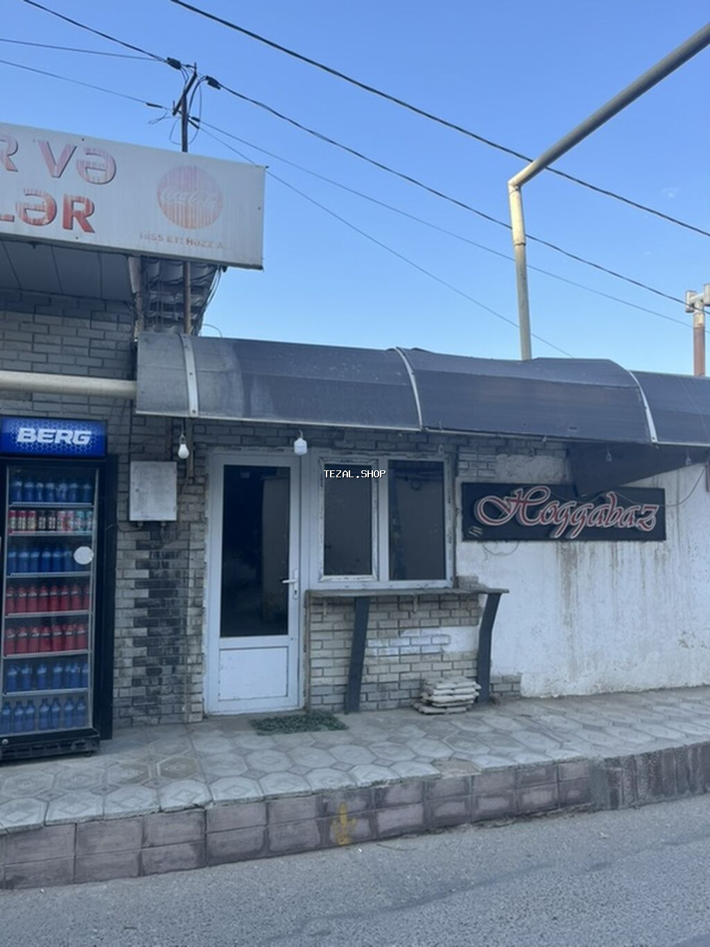 Mektebin yaninda ber ber ve makteb levazimatlari ve doner xana ucun