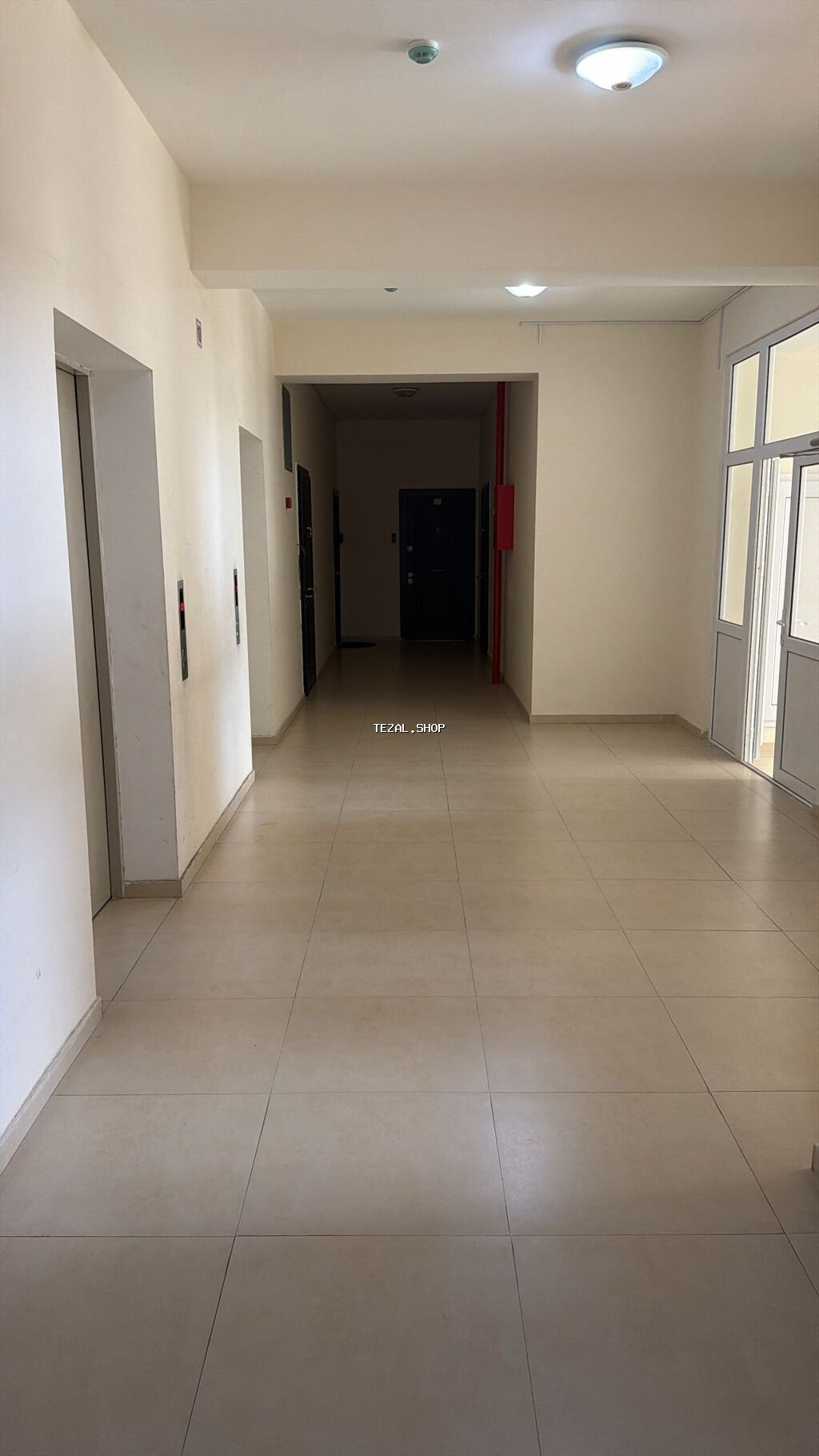 🏠 TƏCİLİ SATILIR — ƏLİM YANDIDA! 🔥 📍 Xəzərin Kruqunda, Araz Marketin - şəkil 2