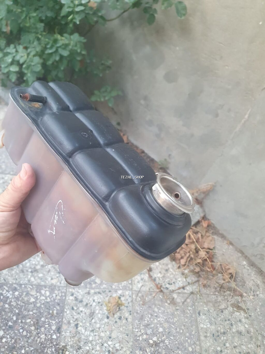 Çeşqa W202. 220cdi antifriz bacoku zavod Bakı — TezAl.shop