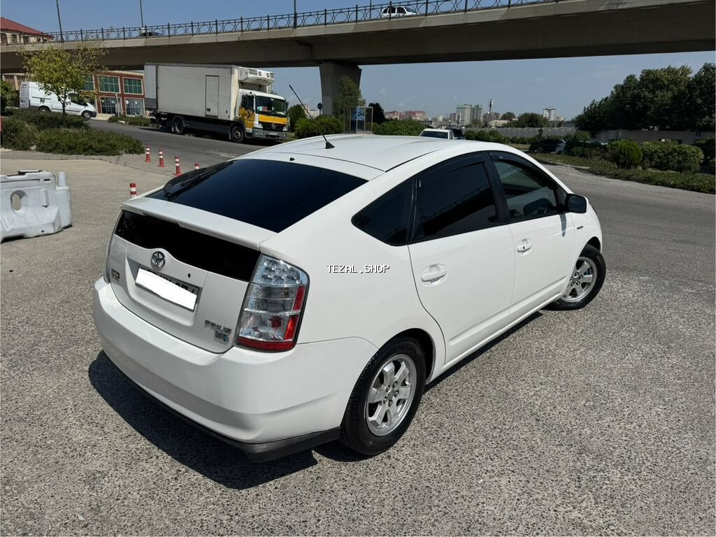 Toyota Prius: 1.5 l | 2008 il Hetçbek - şəkil 4