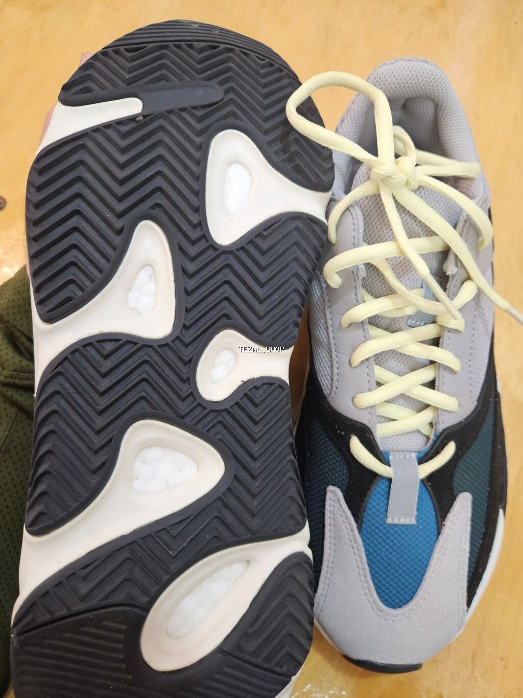 Məhsul: Adidas Yeezy Boost 700 “Wave Runner” stili idman ayaqqabısı - şəkil 4
