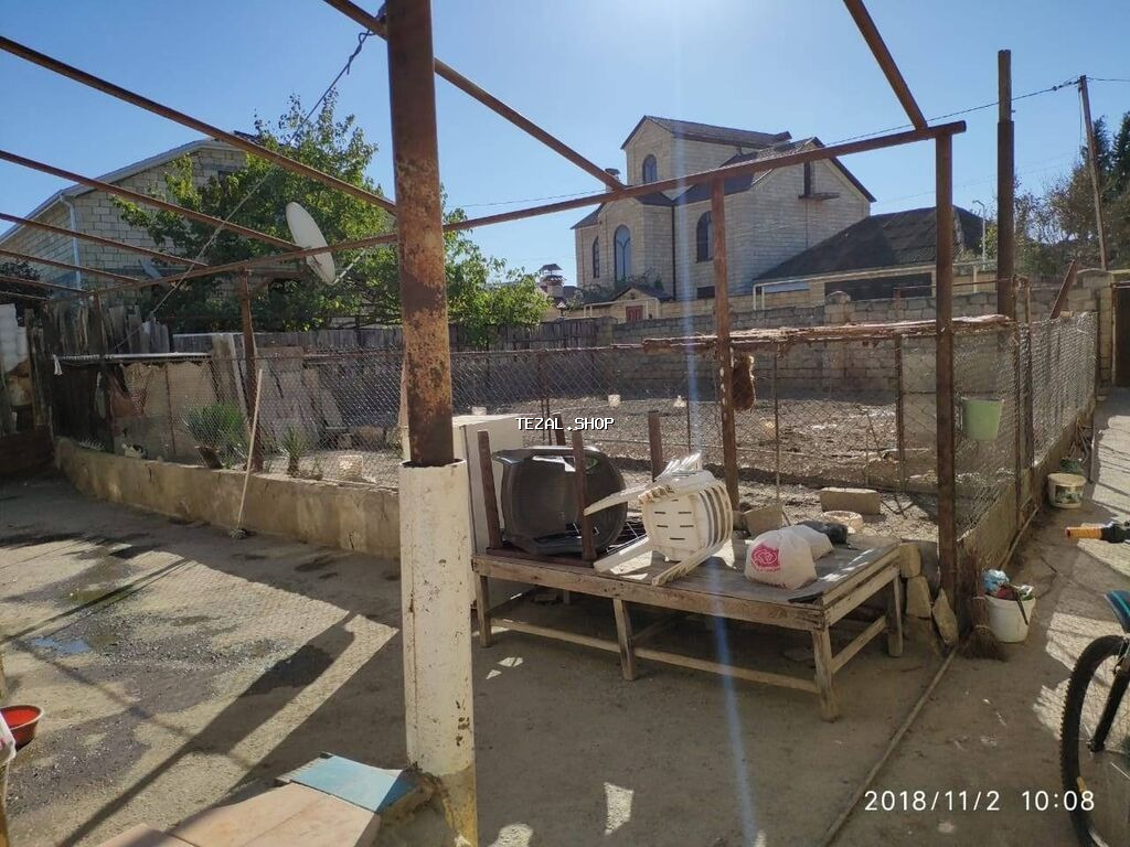 5 otaqlı, 105 kv. m, Kredit var, Orta təmir