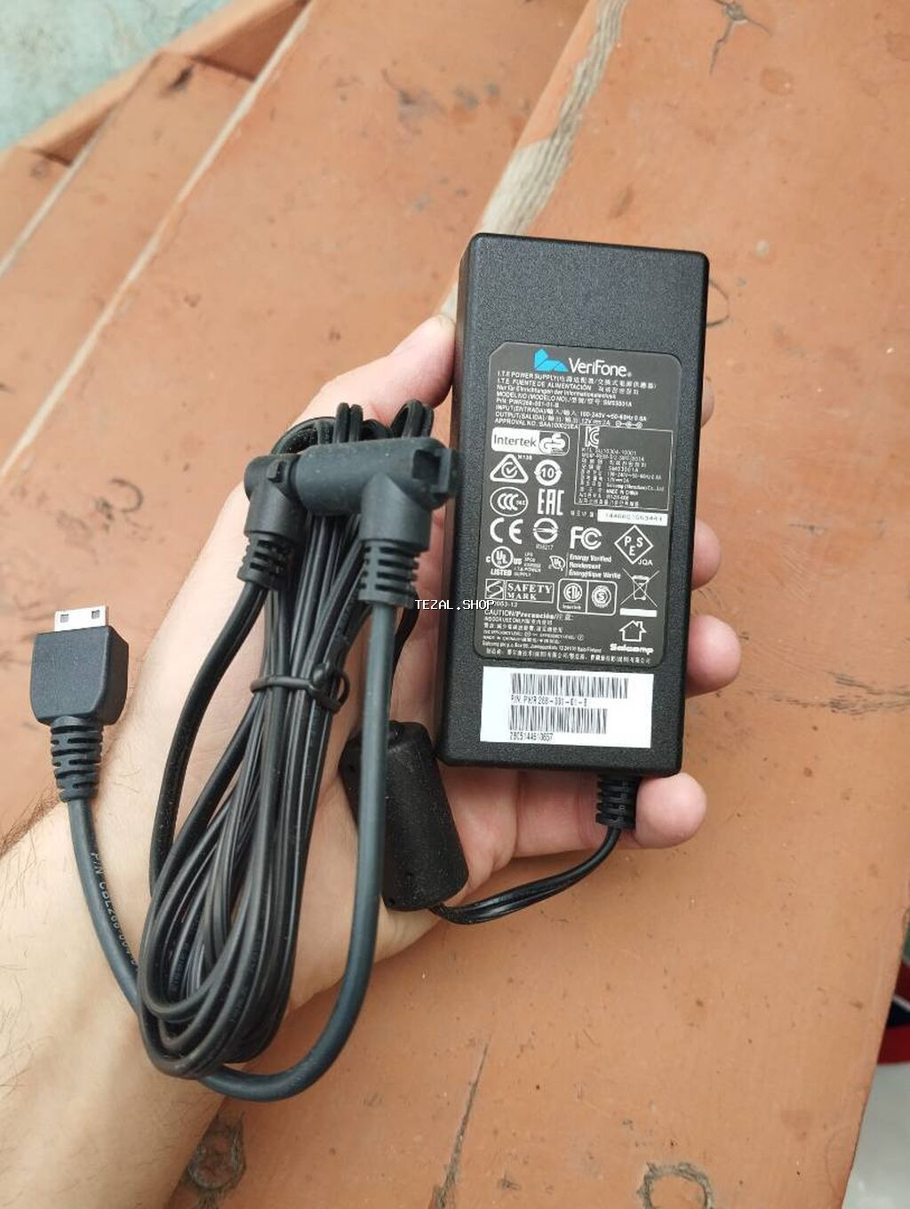 Pos terminal üçün Verifone adapter satılır, hər şey üstündədir